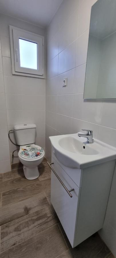 Hostal La Cabana Салоу Экстерьер фото